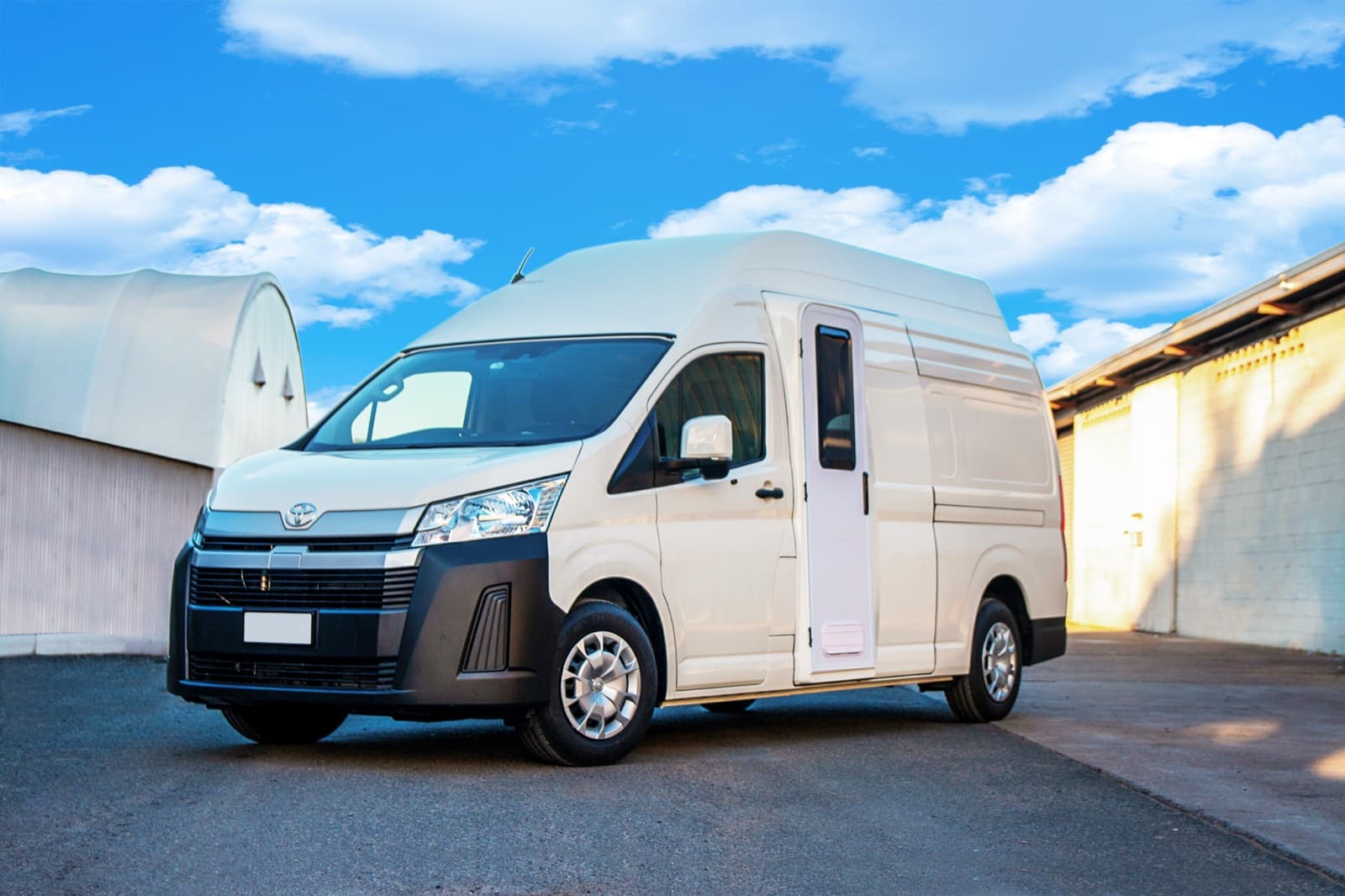 Hi-top roof conversion on 300 Series SLWB